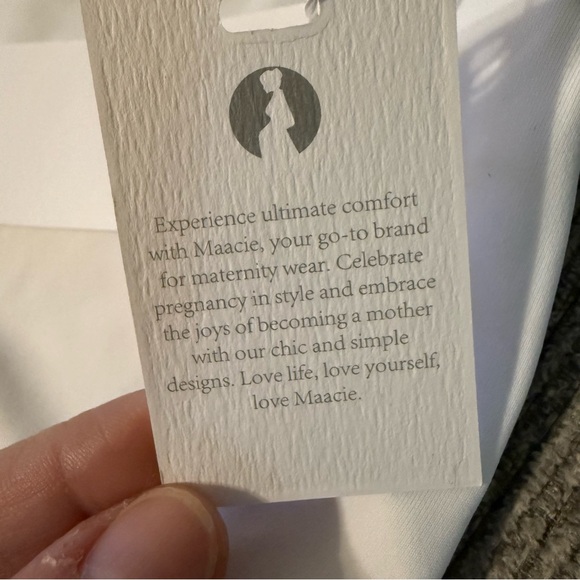 Women's Maternity White A-Line Skirt/Short - Picture 3 of 7